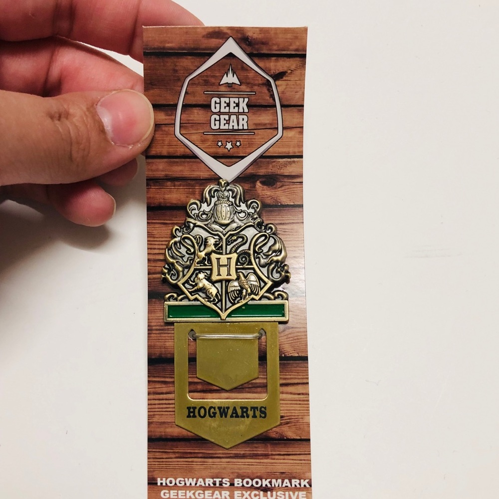 Hogwarts Crest Bookmark